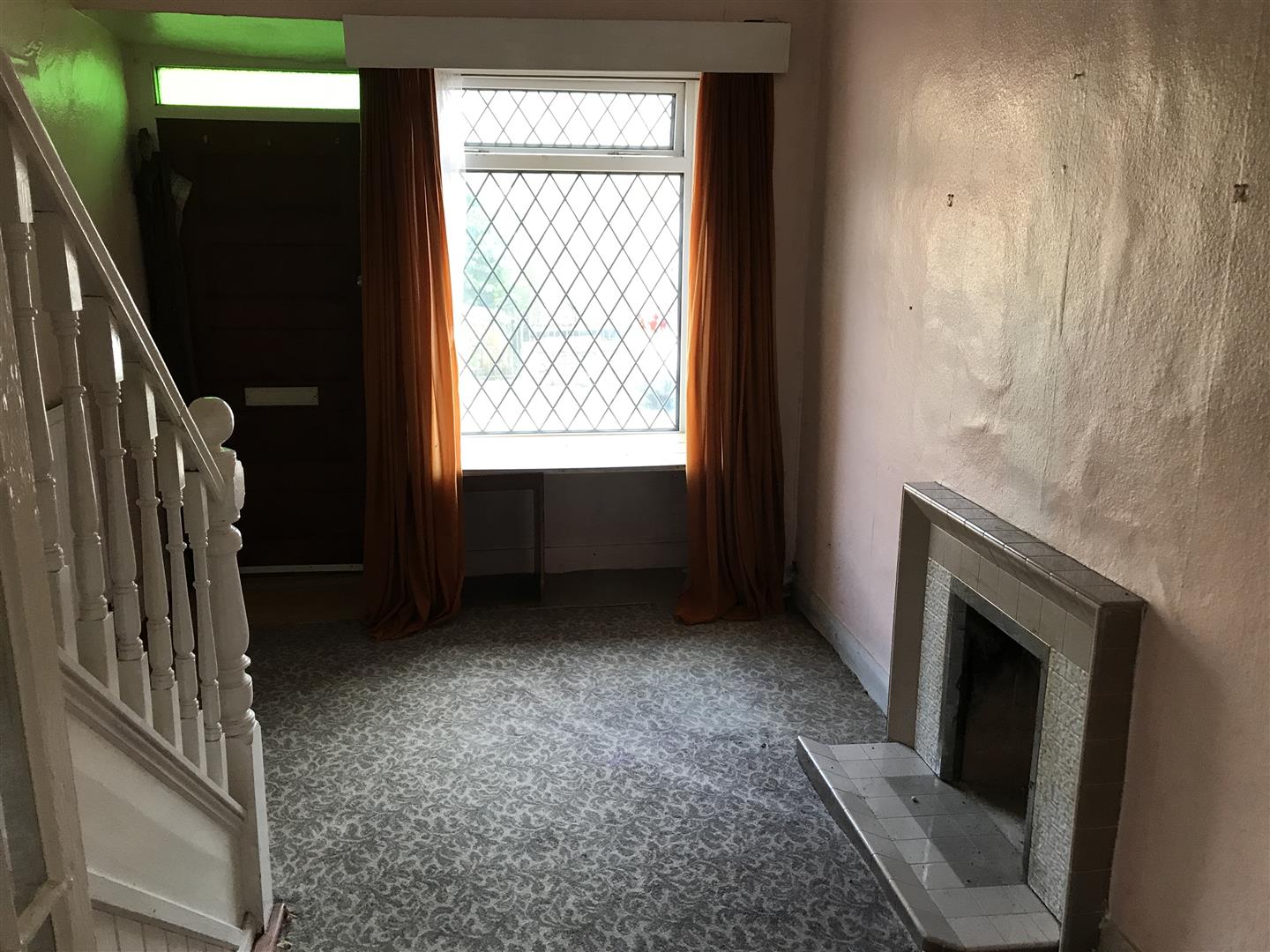 SITTING ROOM